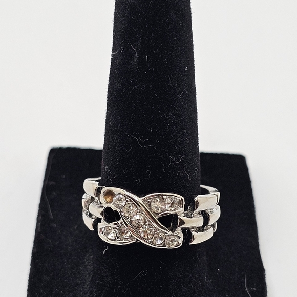 Ring - Picture 6 of 7